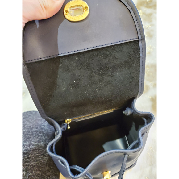 backpack - Picture 6 of 6